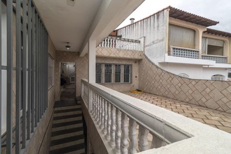 Casa à venda com 288m², 2 quartos e 2 vagas Casa à venda com 288m², 2 quartos e 2 vagasTerraços inferior