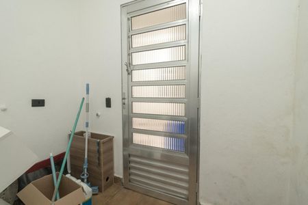 Casa à venda com 288m², 2 quartos e 2 vagas Casa à venda com 288m², 2 quartos e 2 vagasDepósito