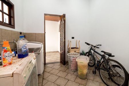 Casa à venda com 288m², 2 quartos e 2 vagas Casa à venda com 288m², 2 quartos e 2 vagasÁrea de Serviço