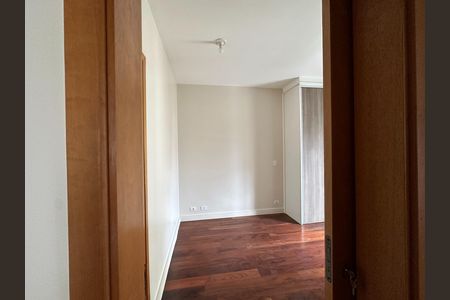 Apartamento para alugar com 110m², 3 quartos e 2 vagas Apartamento para alugar com 110m², 3 quartos e 2 vagasSuíte
