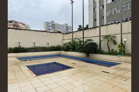 Apartamento para alugar com 110m², 3 quartos e 2 vagas Apartamento para alugar com 110m², 3 quartos e 2 vagasÁrea comum - Piscina