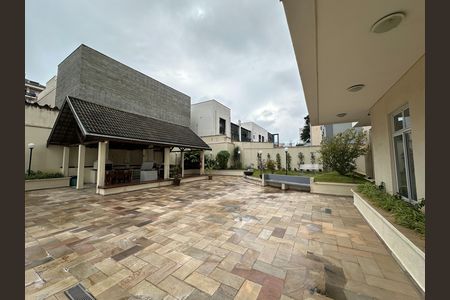 Apartamento para alugar com 110m², 3 quartos e 2 vagas Apartamento para alugar com 110m², 3 quartos e 2 vagasÁrea comum - Churrasqueira