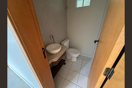 Apartamento para alugar com 110m², 3 quartos e 2 vagas Apartamento para alugar com 110m², 3 quartos e 2 vagasLavabo