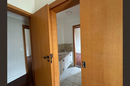 Apartamento para alugar com 110m², 3 quartos e 2 vagas Apartamento para alugar com 110m², 3 quartos e 2 vagasQuarto 1