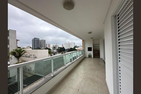 Apartamento para alugar com 110m², 3 quartos e 2 vagas Apartamento para alugar com 110m², 3 quartos e 2 vagasVaranda