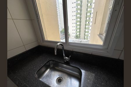 Apartamento para alugar com 110m², 3 quartos e 2 vagas Apartamento para alugar com 110m², 3 quartos e 2 vagasCozinha - Torneira