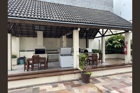Apartamento para alugar com 110m², 3 quartos e 2 vagas Apartamento para alugar com 110m², 3 quartos e 2 vagasÁrea comum - Churrasqueira