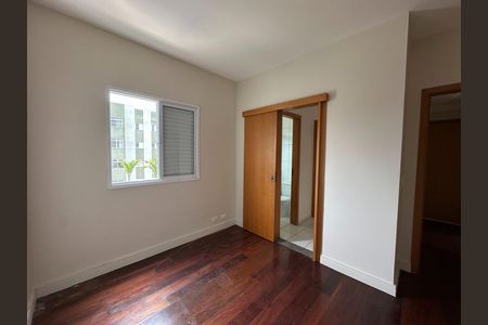 Apartamento para alugar com 110m², 3 quartos e 2 vagas Apartamento para alugar com 110m², 3 quartos e 2 vagasQuarto 2