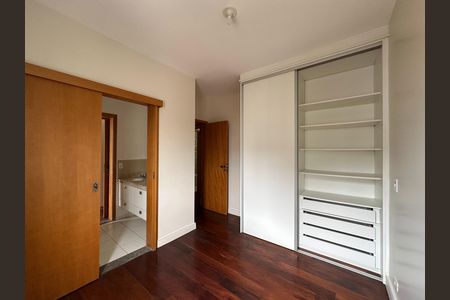 Apartamento para alugar com 110m², 3 quartos e 2 vagas Apartamento para alugar com 110m², 3 quartos e 2 vagasQuarto 2