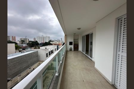 Apartamento para alugar com 110m², 3 quartos e 2 vagas Apartamento para alugar com 110m², 3 quartos e 2 vagasVaranda