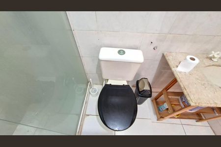 Banheiro de kitnet/studio para alugar com 1 quarto, 140m² em Pituaçu, Salvador