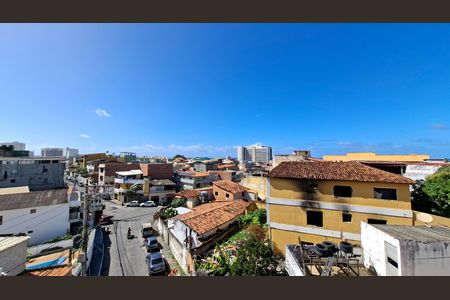 Vista da Rua de casa para alugar com 2 quartos, 140m² em Pituaçu, Salvador