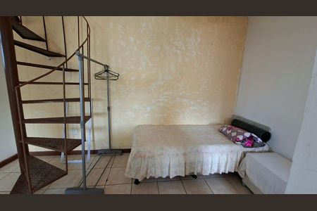 Studio para alugar com 140m², 1 quarto e sem vaga Studio para alugar com 140m², 1 quarto e sem vagaSala
