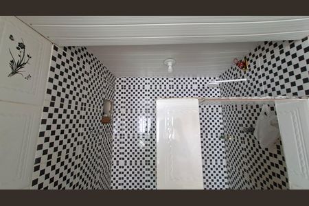 Casa para alugar com 140m², 2 quartos e sem vaga Casa para alugar com 140m², 2 quartos e sem vagaBanheiro Suíte 2