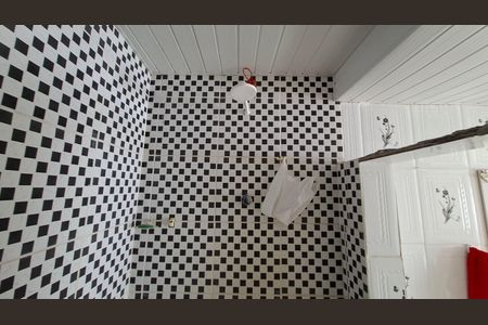 Casa para alugar com 140m², 2 quartos e sem vaga Casa para alugar com 140m², 2 quartos e sem vagaBanheiro Suíte 2