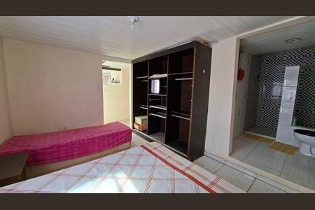 Quarto 2 de casa para alugar com 2 quartos, 140m² em Pituaçu, Salvador