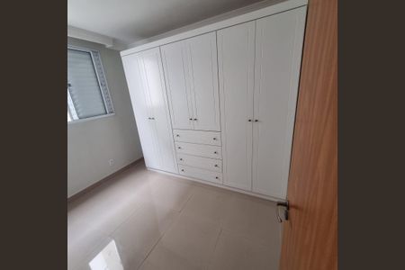 Quarto 1 de apartamento para alugar com 2 quartos, 33m² em Estância Guatambu, Itaquaquecetuba