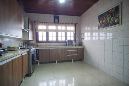 Casa para alugar com 240m², 4 quartos e 5 vagasCozinha