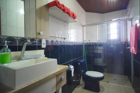 Casa para alugar com 240m², 4 quartos e 5 vagasBanheiro da Suíte