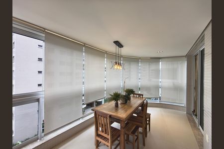 Apartamento à venda com 98m², 2 quartos e 1 vaga