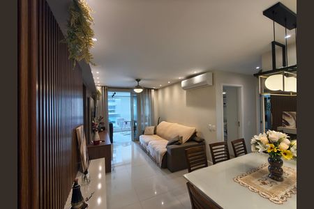 Apartamento à venda com 98m², 2 quartos e 1 vaga