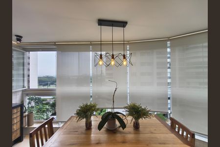 Apartamento à venda com 98m², 2 quartos e 1 vaga