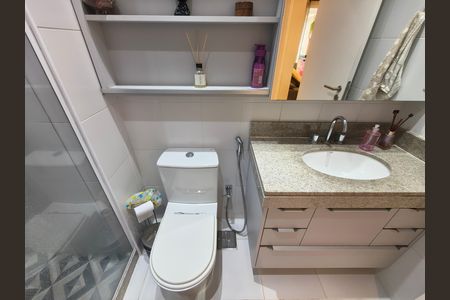 Apartamento à venda com 98m², 2 quartos e 1 vaga