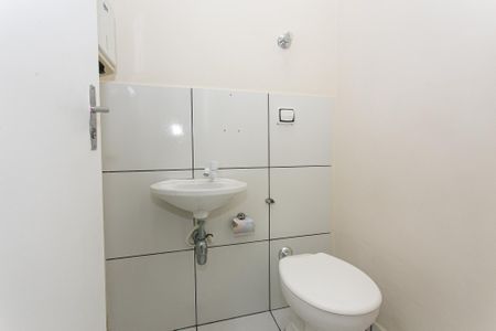 Casa para alugar com 400m², 3 quartos e 1 vaga Casa para alugar com 400m², 3 quartos e 1 vagaLavabo 3