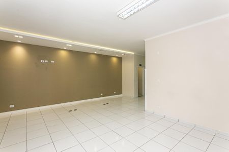 Casa para alugar com 400m², 3 quartos e 1 vaga Casa para alugar com 400m², 3 quartos e 1 vagaSala