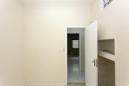 Casa para alugar com 400m², 3 quartos e 1 vaga Casa para alugar com 400m², 3 quartos e 1 vagaBanheiro