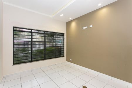 Casa para alugar com 400m², 3 quartos e 1 vaga Casa para alugar com 400m², 3 quartos e 1 vagaSala