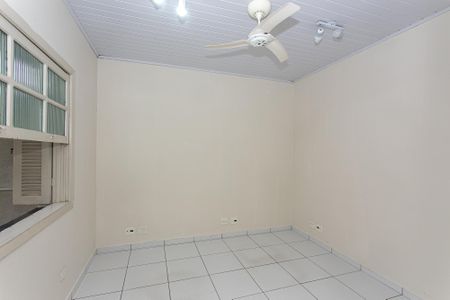 Casa para alugar com 400m², 3 quartos e 1 vaga Casa para alugar com 400m², 3 quartos e 1 vagaQuarto de Serviço 2