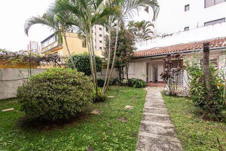 Casa para alugar com 400m², 3 quartos e 1 vaga Casa para alugar com 400m², 3 quartos e 1 vagaQuintal