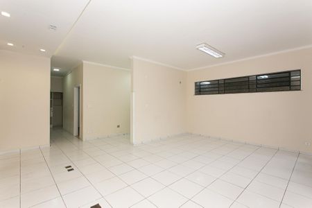 Casa para alugar com 400m², 3 quartos e 1 vaga Casa para alugar com 400m², 3 quartos e 1 vagaSala