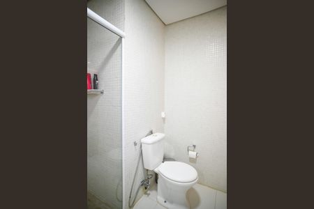 Apartamento à venda com 120m², 2 quartos e 2 vagas Apartamento à venda com 120m², 2 quartos e 2 vagasBanheiro Quarto 2 - Suite