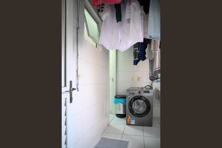 Apartamento à venda com 120m², 2 quartos e 2 vagas Apartamento à venda com 120m², 2 quartos e 2 vagasÁrea de Serviço