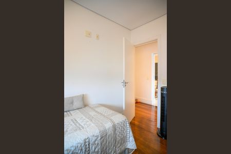 Apartamento à venda com 120m², 2 quartos e 2 vagas Apartamento à venda com 120m², 2 quartos e 2 vagasQuarto 1 - Suite