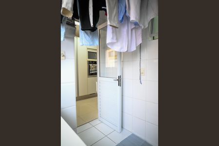 Apartamento à venda com 120m², 2 quartos e 2 vagas Apartamento à venda com 120m², 2 quartos e 2 vagasÁrea de Serviço