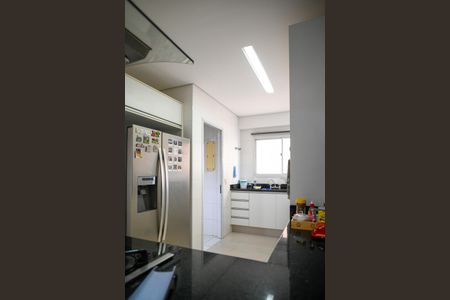 Apartamento à venda com 120m², 2 quartos e 2 vagas Apartamento à venda com 120m², 2 quartos e 2 vagasCozinha
