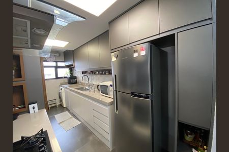 Apartamento à venda com 143m², 2 quartos e 2 vagas Apartamento à venda com 143m², 2 quartos e 2 vagasCozinha