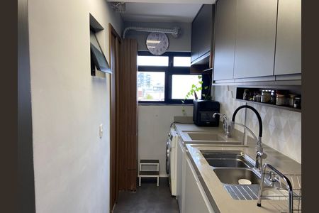 Apartamento à venda com 143m², 2 quartos e 2 vagas Apartamento à venda com 143m², 2 quartos e 2 vagasCozinha