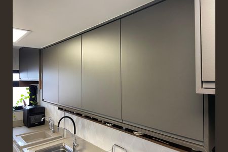 Apartamento à venda com 143m², 2 quartos e 2 vagas Apartamento à venda com 143m², 2 quartos e 2 vagasCozinha