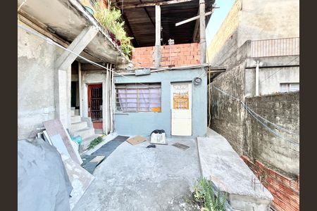 Casa para alugar com 35m², 1 quarto e sem vaga Casa para alugar com 35m², 1 quarto e sem vagaÁrea externa