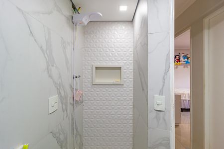 Apartamento à venda com 55m², 2 quartos e 1 vaga Apartamento à venda com 55m², 2 quartos e 1 vagaBanheiro