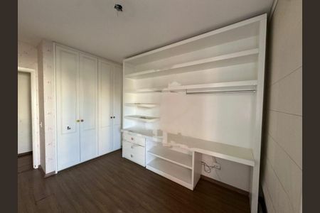 Apartamento à venda com 4 quartos, 158m² em Vila Sofia, São Paulo