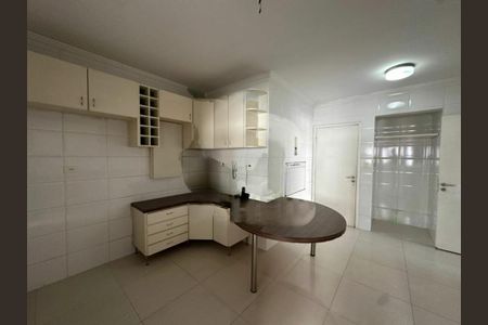 Apartamento à venda com 4 quartos, 158m² em Vila Sofia, São Paulo