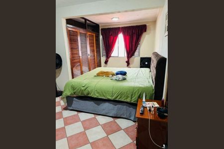 Casa à venda com 2 quartos, 142m² em Jardim Marcel, São Paulo