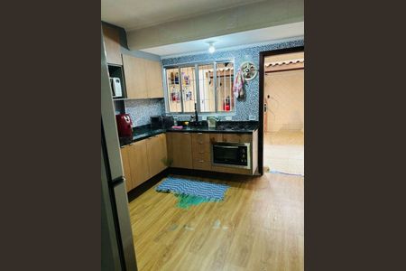 Casa à venda com 142m², 2 quartos e 1 vaga
