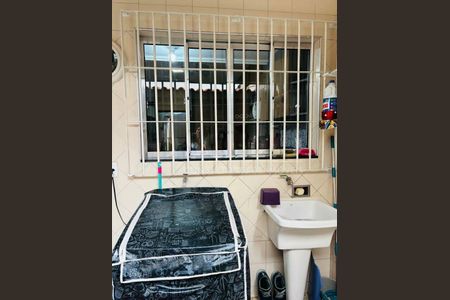 Casa à venda com 142m², 2 quartos e 1 vaga