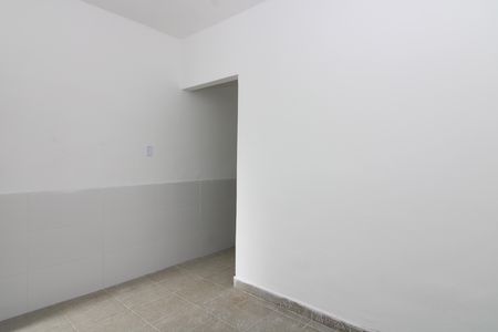 Sala de casa para alugar com 2 quartos, 79m² em Vila Sao Geraldo, São Paulo
